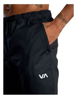 RVCA Spectrum Cuffed Sweatpants Black 9 RVCA Spectrum Cuffed Sweatpants Black -Men Clothing Store 915256090 5 720x928