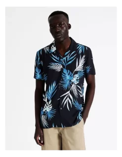 Rylie Leaf Print Short Sleeve Viscose Shirt In Navy Multi