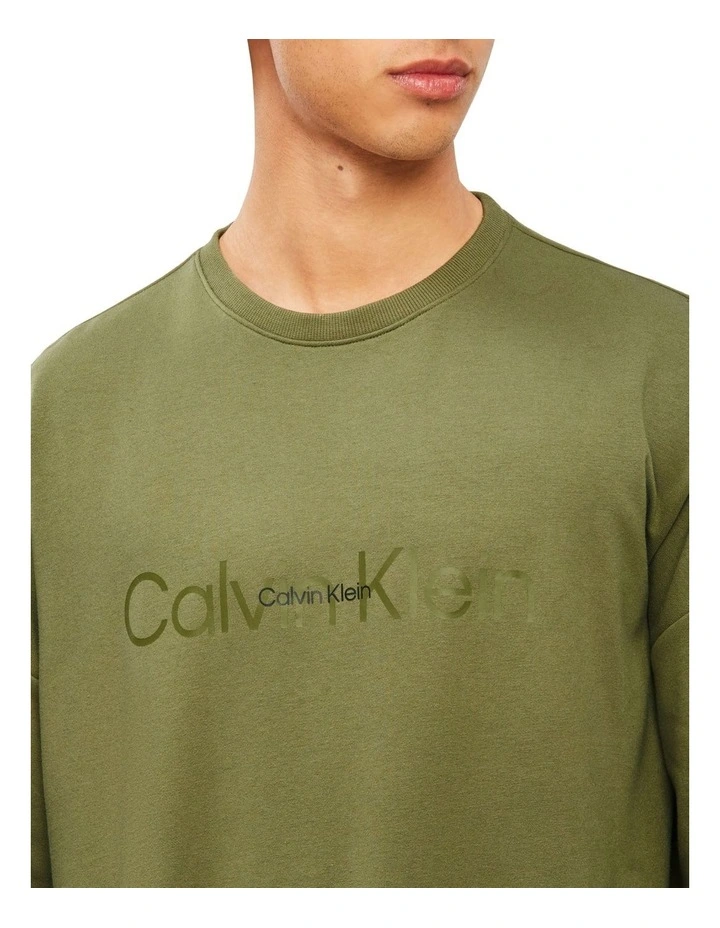 Calvin Klein Embossed Icon Lounge Long Sleeve Sweat Top In Olive 6 Calvin Klein Embossed Icon Lounge Long Sleeve Sweat Top In Olive - Image 4