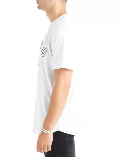 Bellevue T-Shirt In White 8 Bellevue T-Shirt In White -Men Clothing Store 934771510 3 1 720x928
