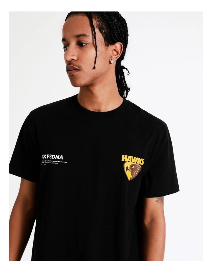 Hawthorn Curved Hem Tee In Black 5 Hawthorn Curved Hem Tee In Black - Image 3