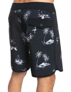 Quiksilver Surfsilk Scallop 18" Boardshort In Black -Men Clothing Store 959051890 3 720x928