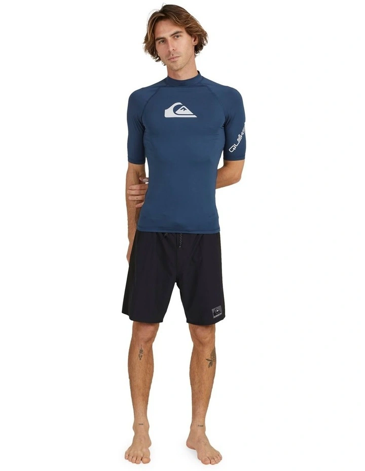 Quiksilver All Time Short Sleeve Rash Vest In Blue 7 Quiksilver All Time Short Sleeve Rash Vest In Blue - Image 5